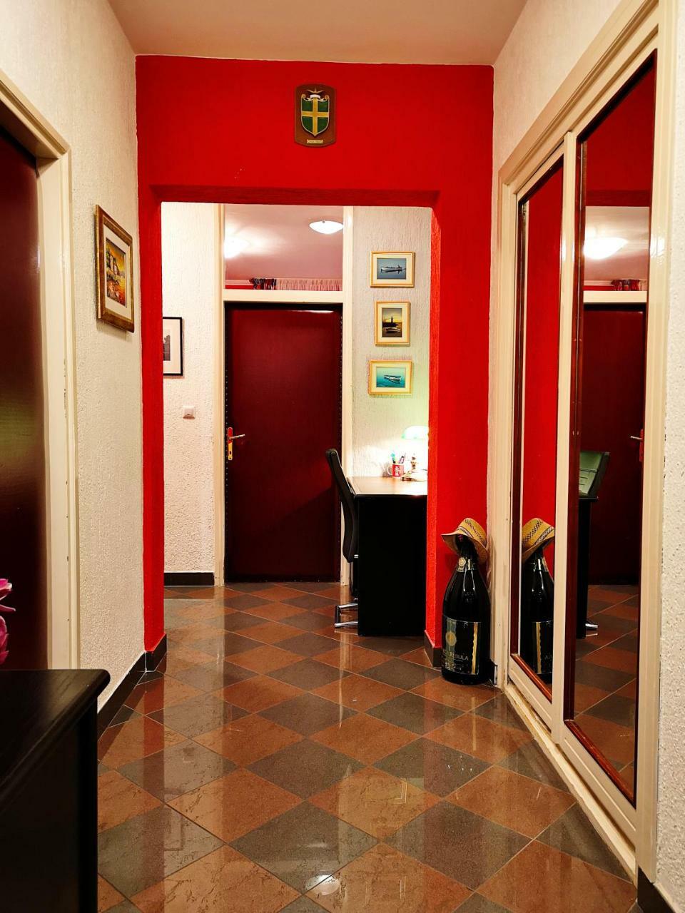 Apartman Ladybird Pula Exterior foto